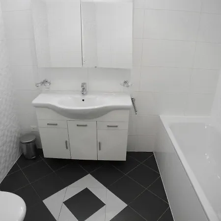 Casa Robinia App 4000 * Locarno